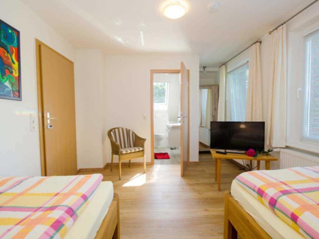 Gaestehaus An Der Fehnroute I, 11037 Hotel เลียร์ ภายนอก รูปภาพ